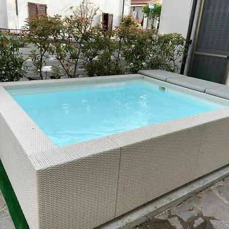 Jacuzzi & Relax - Casa Indipendente 20min Da Milano Holiday home Zelo Buon Persico